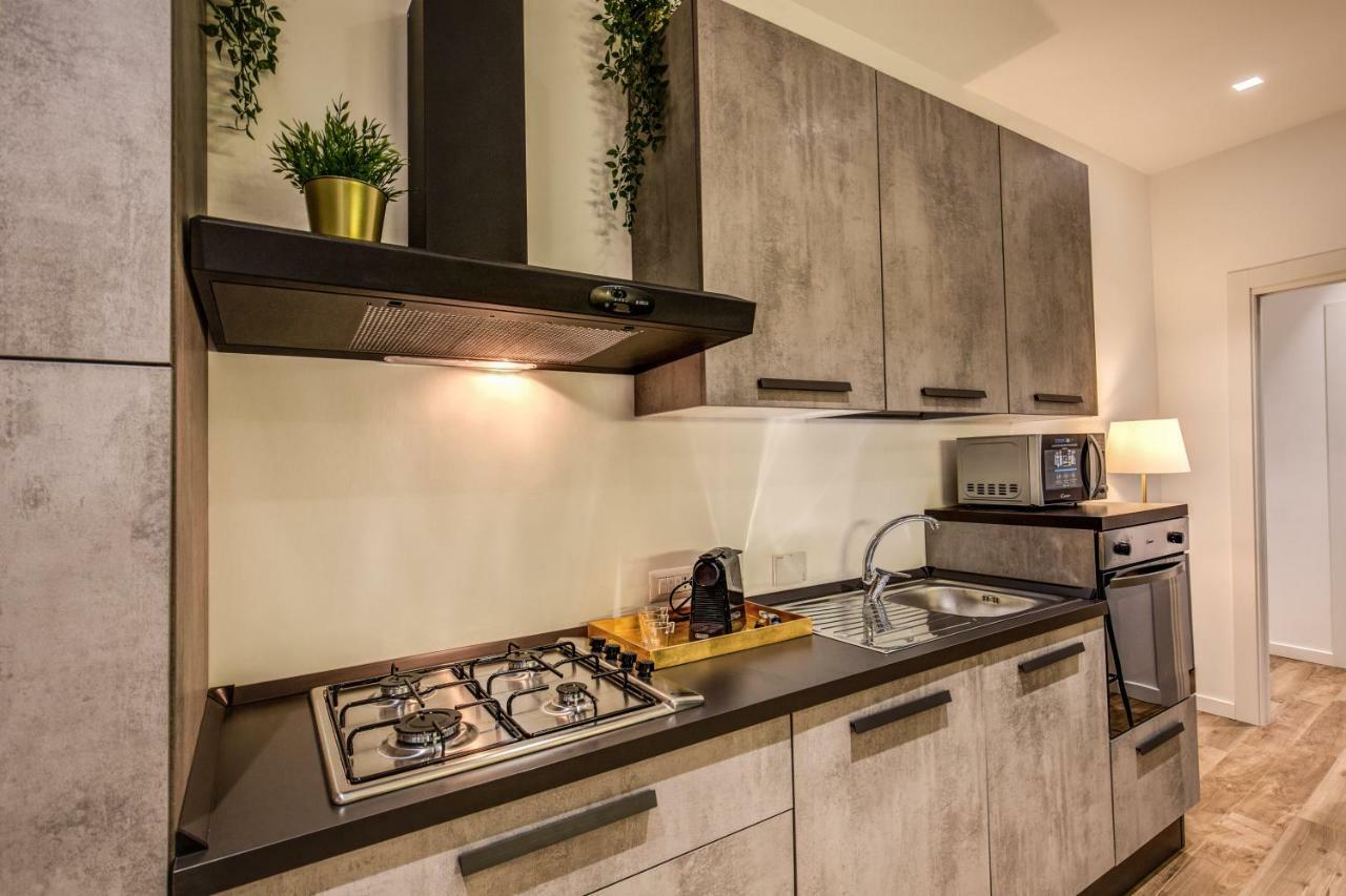 Lovely Rome Apartments - Historic City Center Экстерьер фото