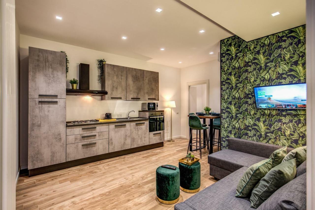 Lovely Rome Apartments - Historic City Center Экстерьер фото